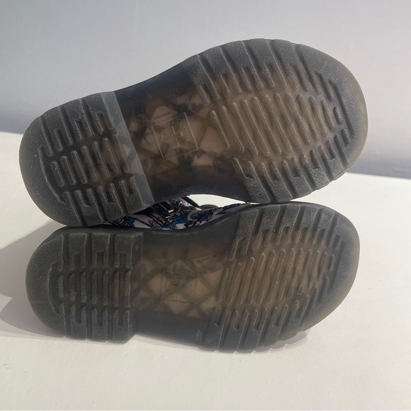 Dr. Martens Kid's Adventure Time Finn Print Brooklee Boot 7 baby /toddler - Picture 8 of 10